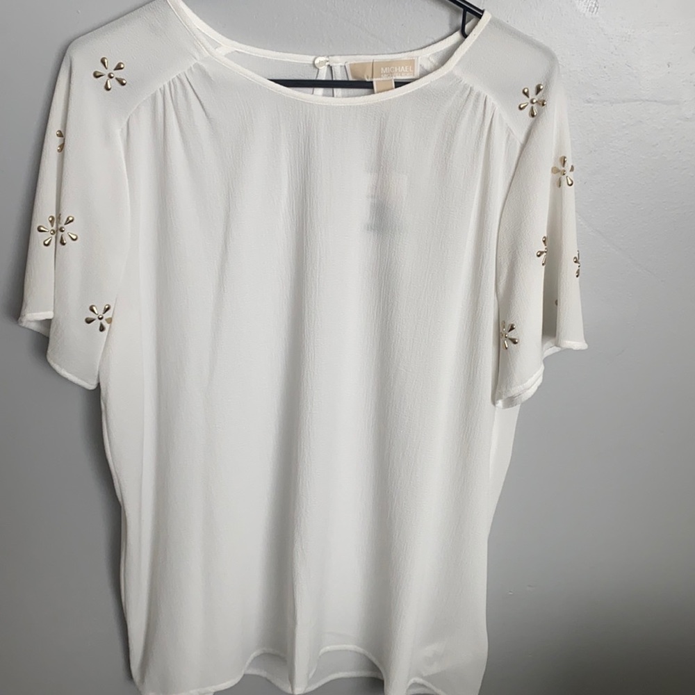 COPY - White short sleeve blouse